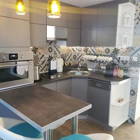 Majusfa Villa Balatonszarszo