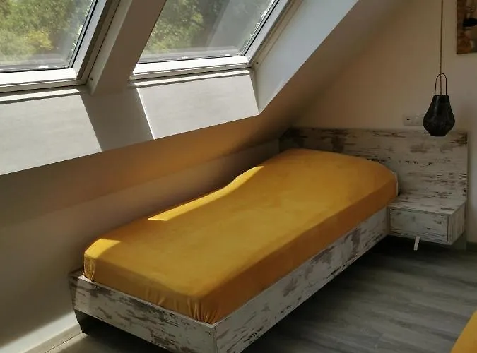 Májusfa Villa Balatonszárszó