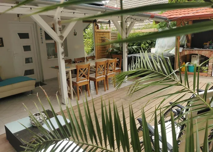 Májusfa Villa Balatonszarszo